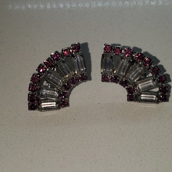 TRUE VINTAGE ART DECO STYLE EARRINGS - Picture 4 of 4